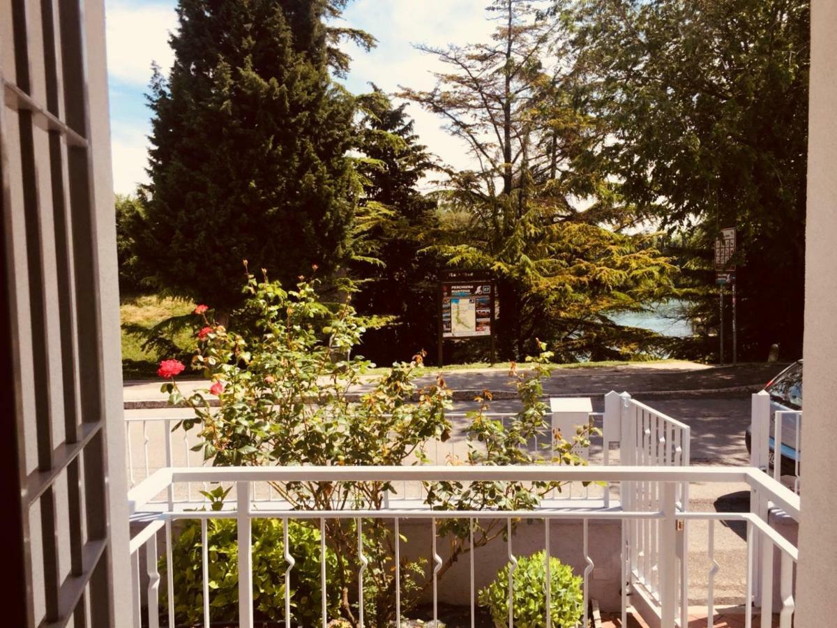 Villa Ferri Peschiera del Garda Bagian luar foto